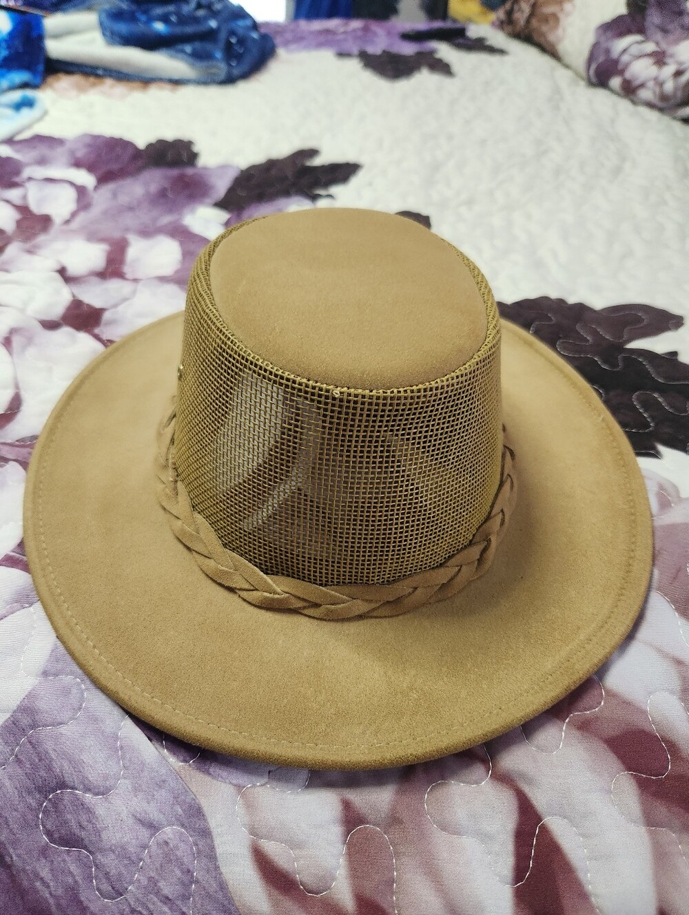 Minnetonka Leather Air Flow Hat Size Medium